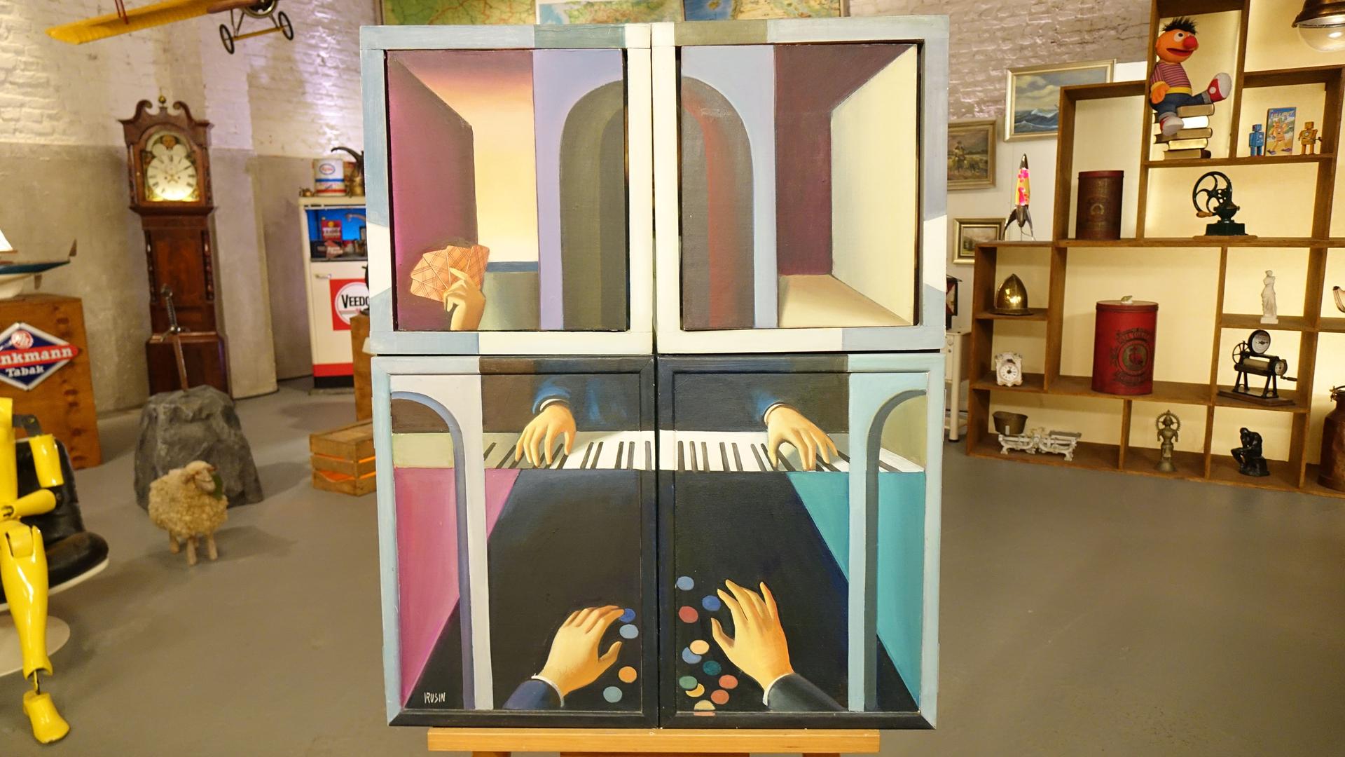 Ein aufklappbares Gemälde des ukrainischen Künstlers Valentin Rusin.