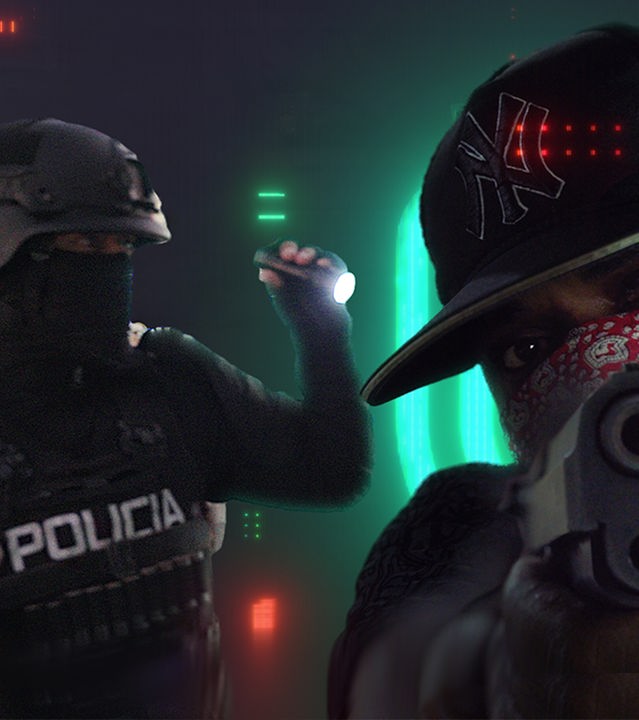 Montage: Vor dem Sendungslogo steht ein Mann mit Maske mit Pistole im Anschlag. Rechts daneben Finger mit Rasierklinge über Kokainpulver. 