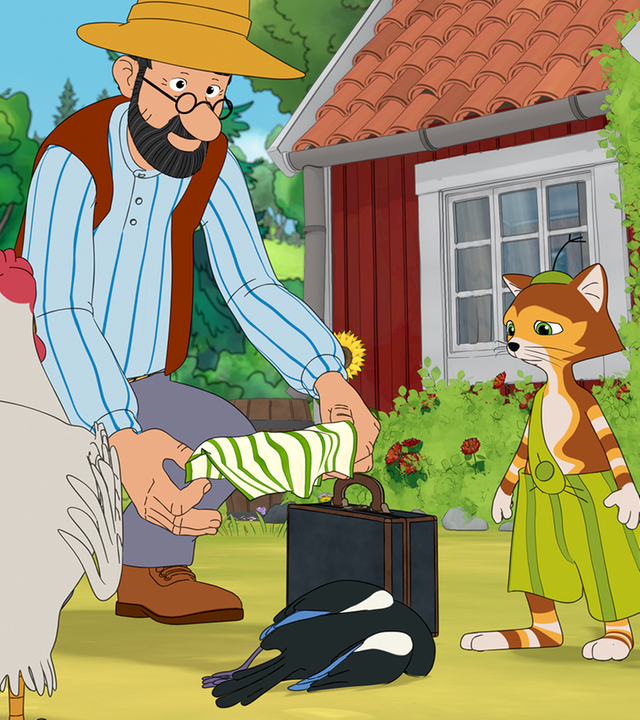 Pettersson und Findus haben sich mit den Hühnern um eine tote Elster herum versammelt.