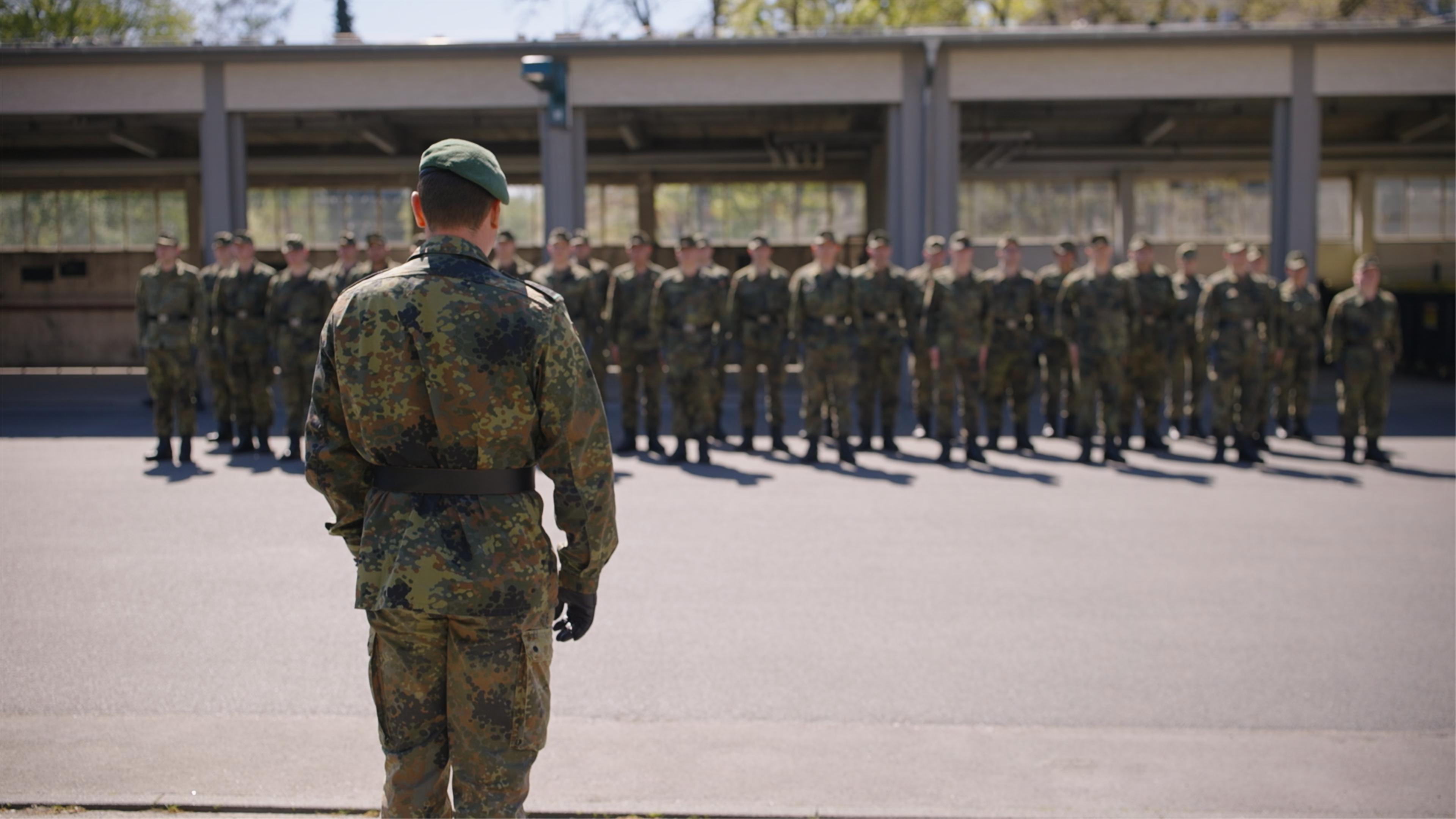  Bundeswehrsoldaten bei der Ausbildung