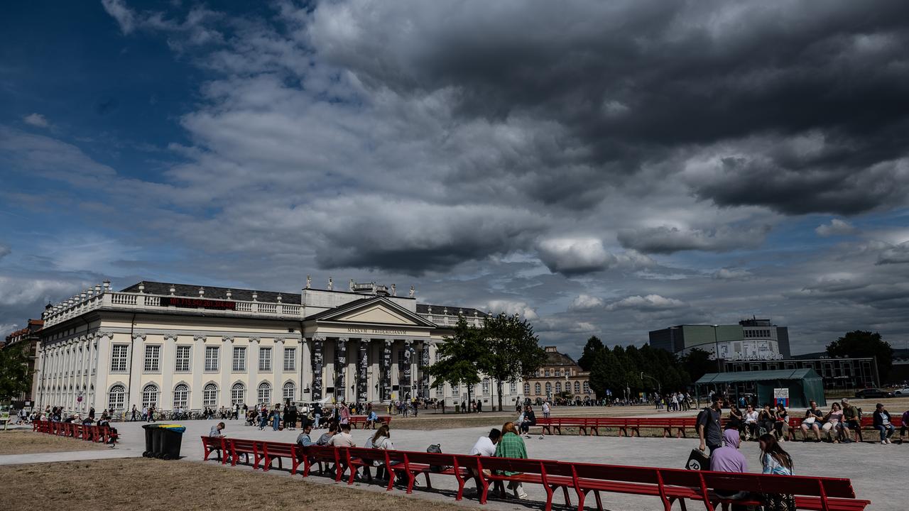 The search committee for documenta resigns