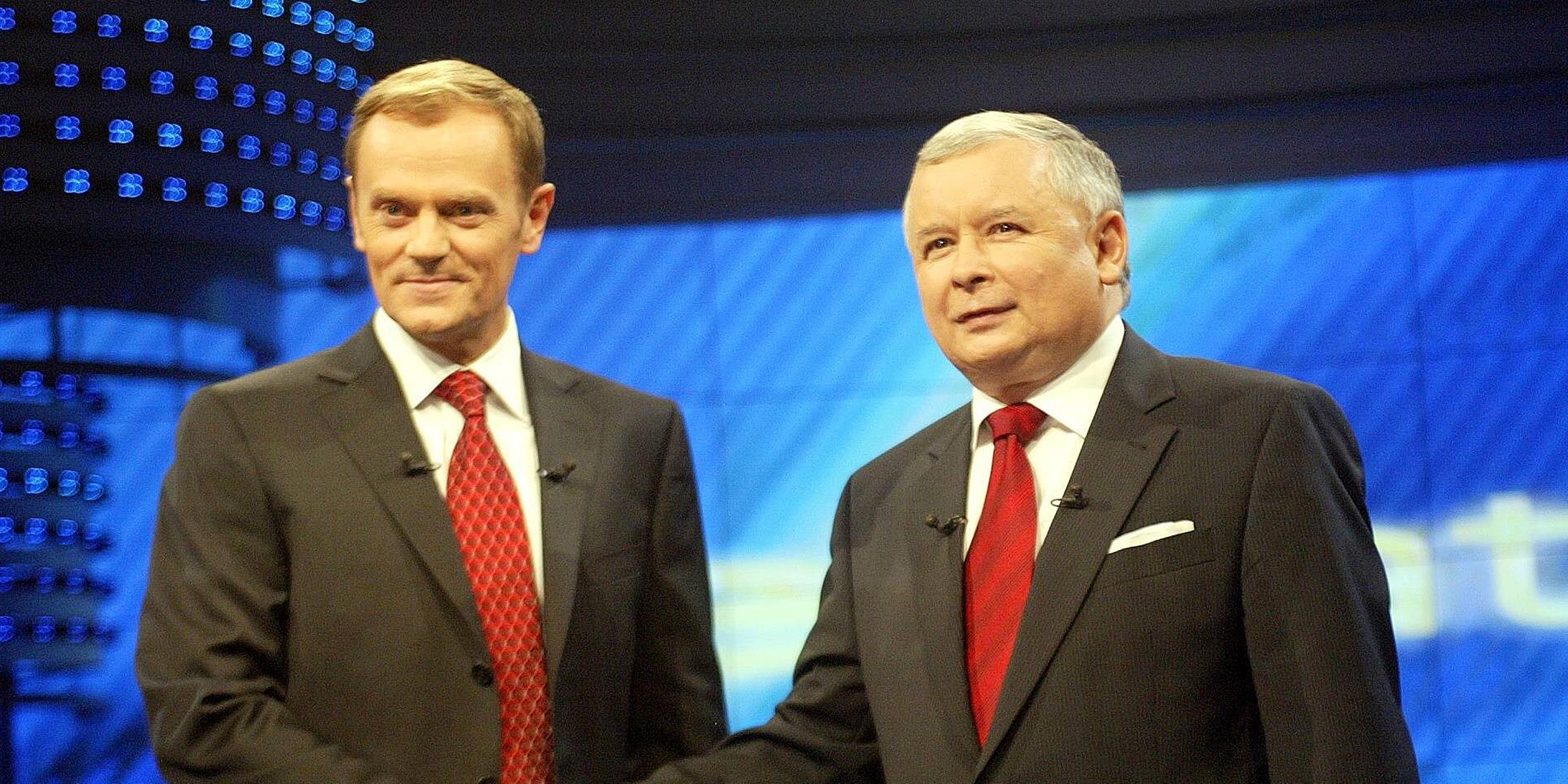 Archiv: Donald Tusk und Jaroslaw Kaczynski , am 12.10.2007 in Warschau, Polen