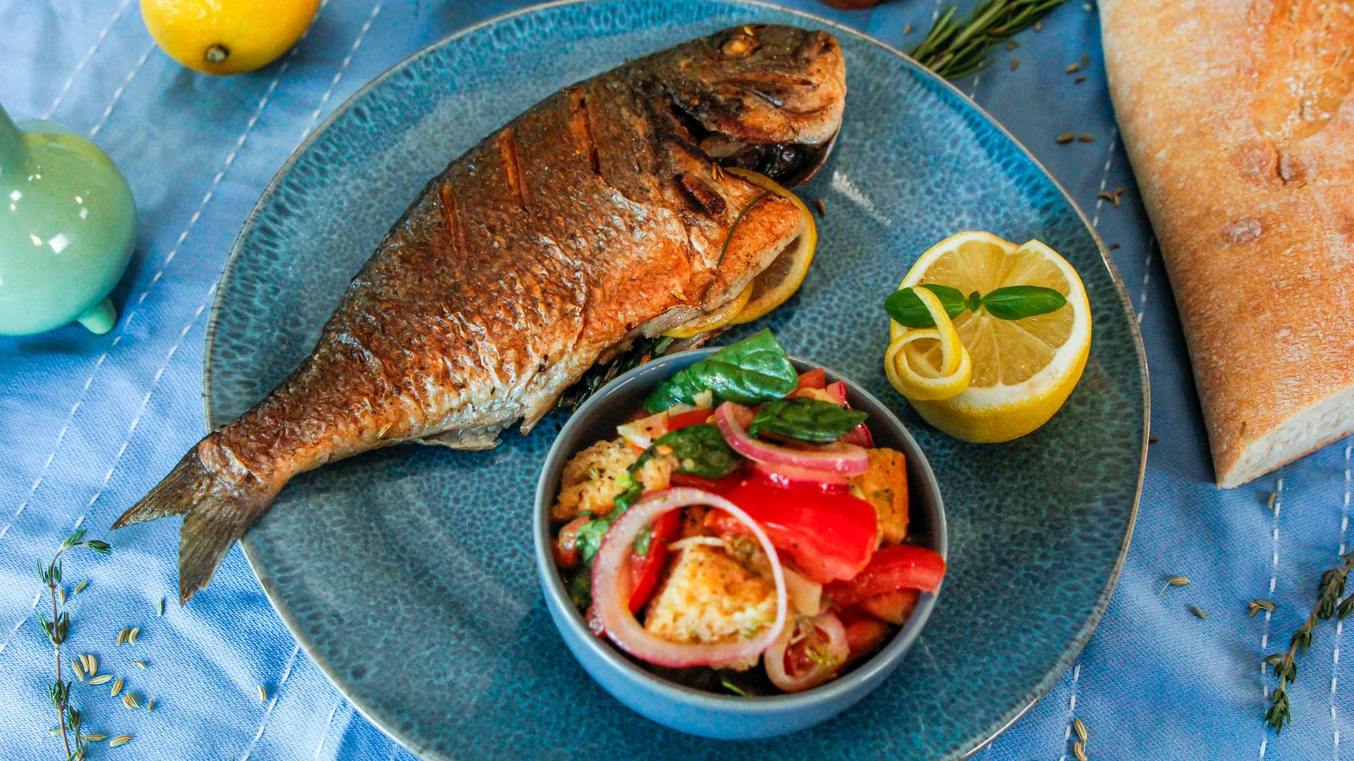 Dorade mit Panzanella  