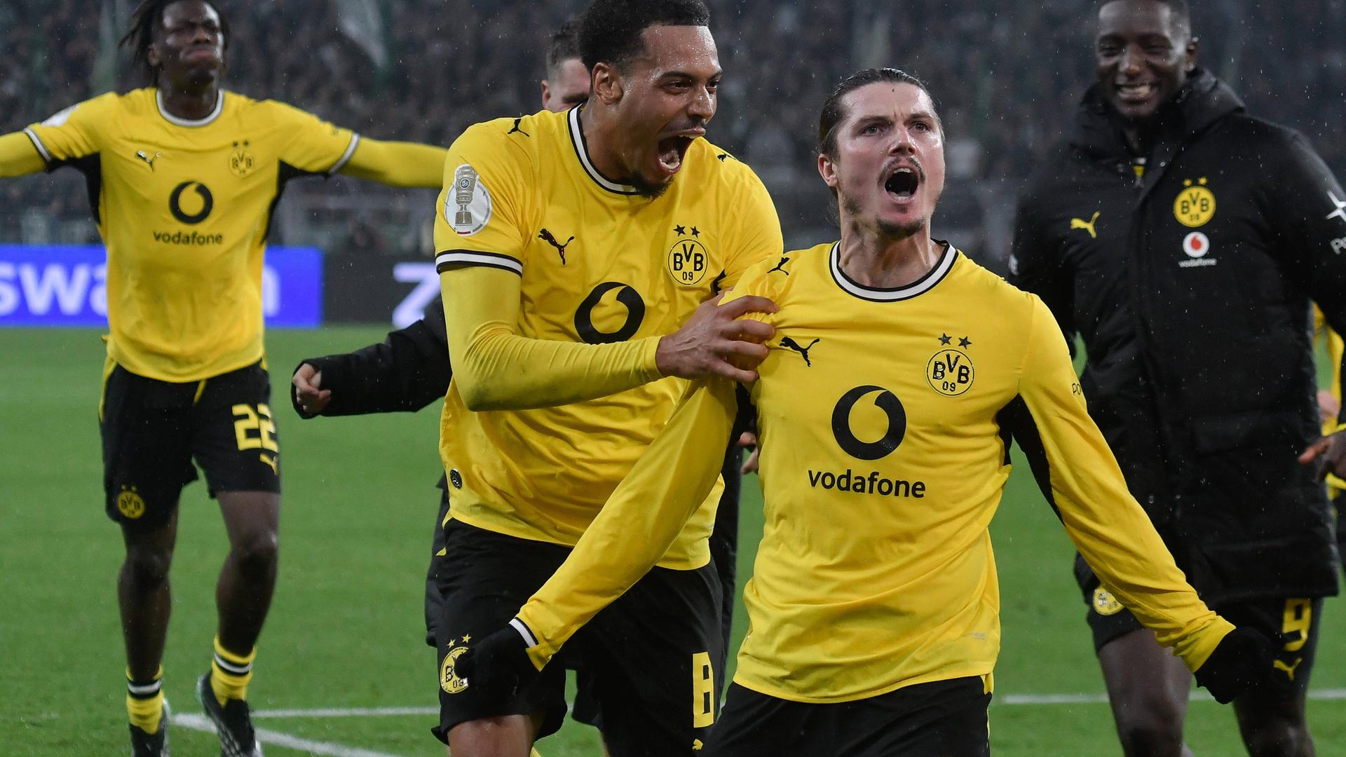 Marcel Sabitzer (Dortmund 20) jubelt. 