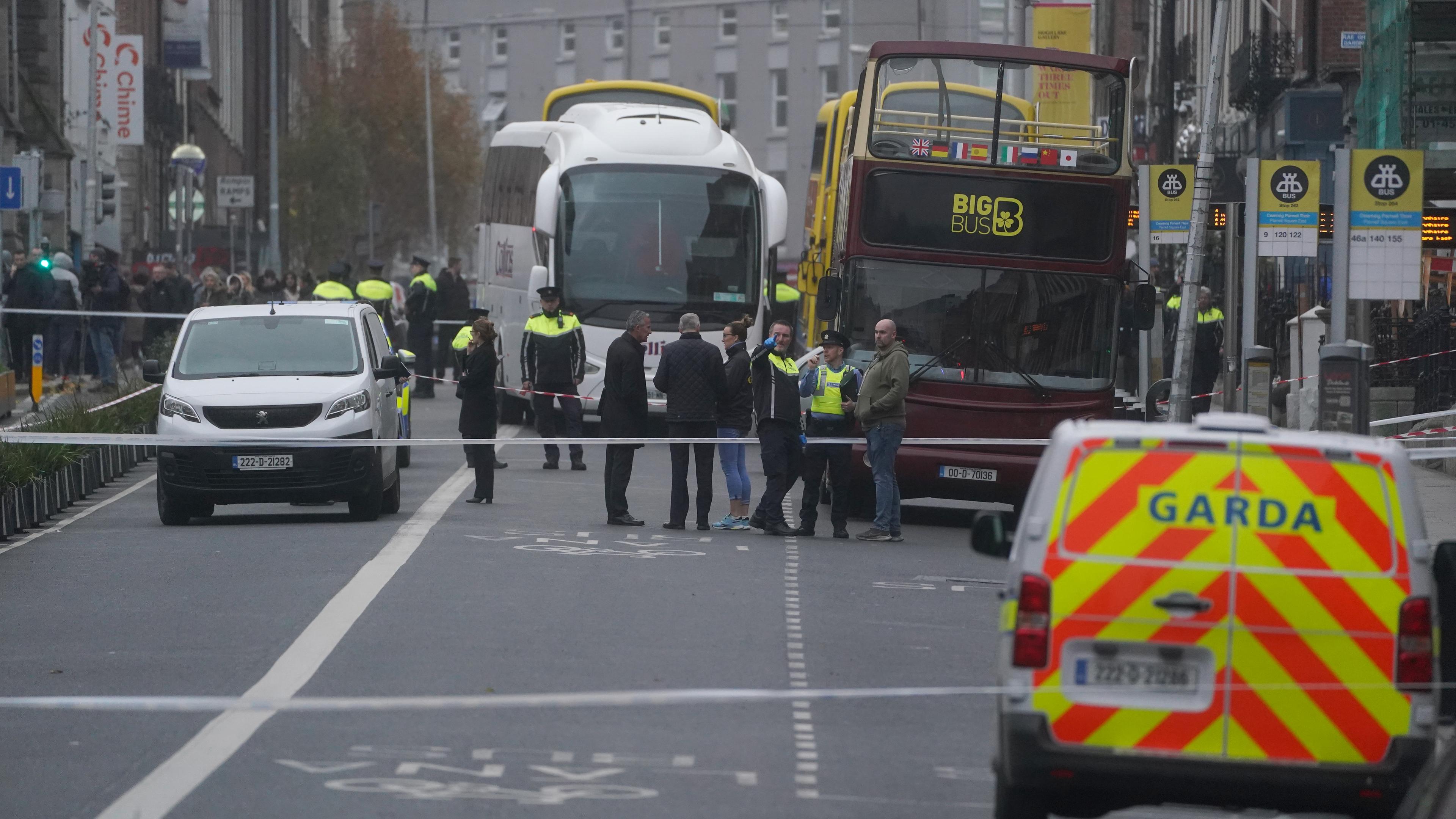 Bei einem mutmaßlichen Messerangriff in der irischen Hauptstadt Dublin sind mehrere Menschen verletzt worden, darunter auch Kinder.