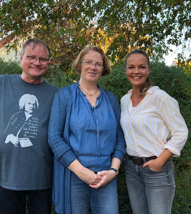 Eva Brenner mit Bettina und Gunther Brunner