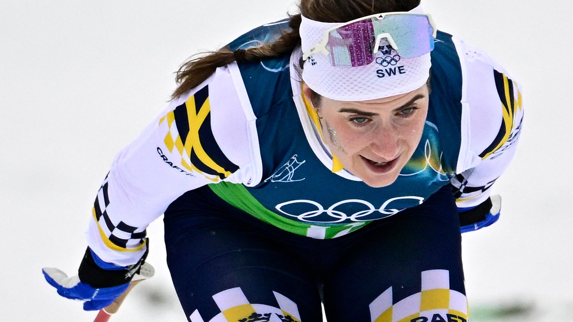 Ebba Andersson aus Schweden startet beim 4x7,5-Kilometer-Staffelrennen der Frauen im Skilanglauf bei den Milano Cortina 2026 Winter Olympic Games am 14. Februar 2026
