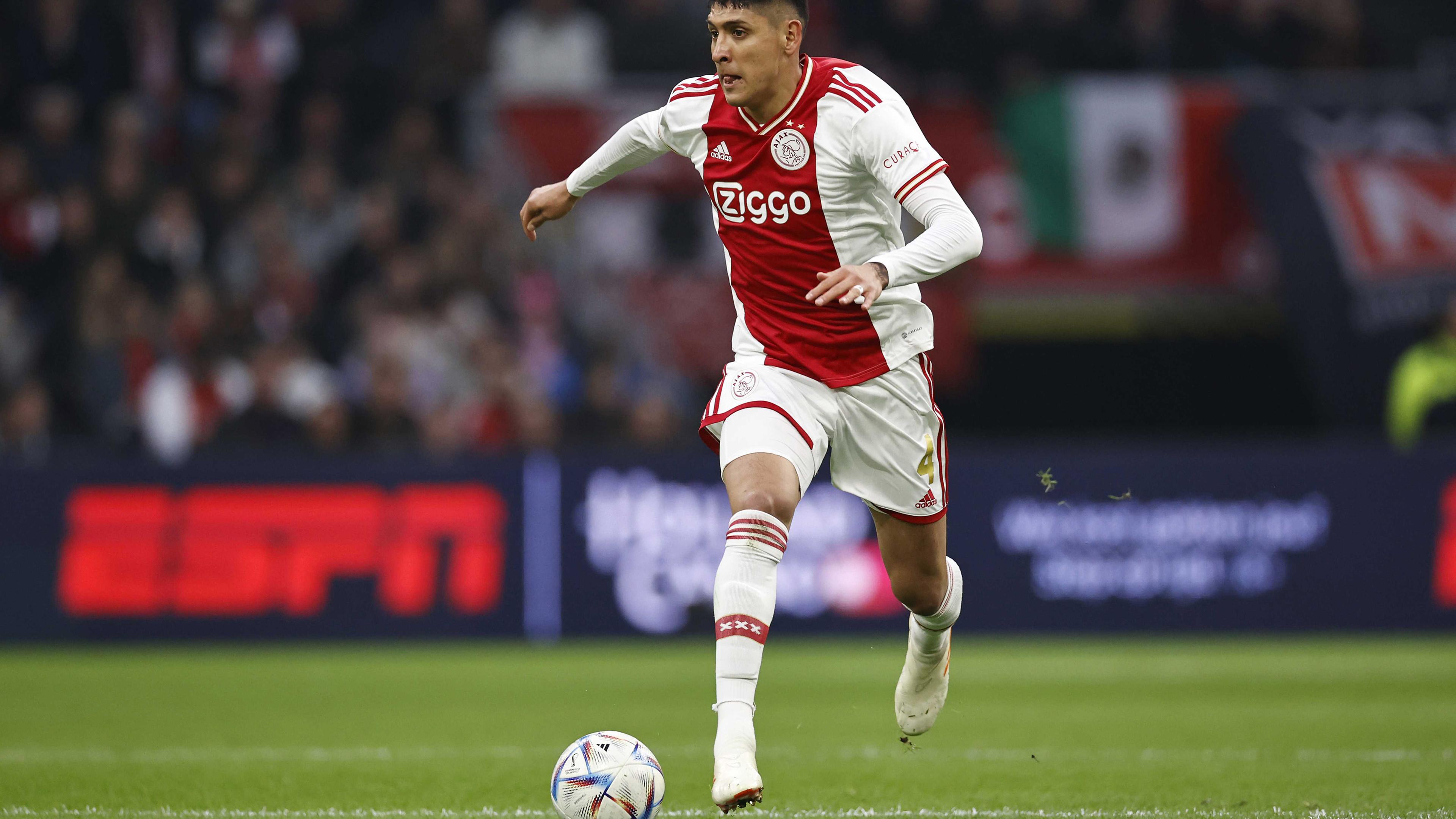 Edson Alvarez von Ajax Amsterdam