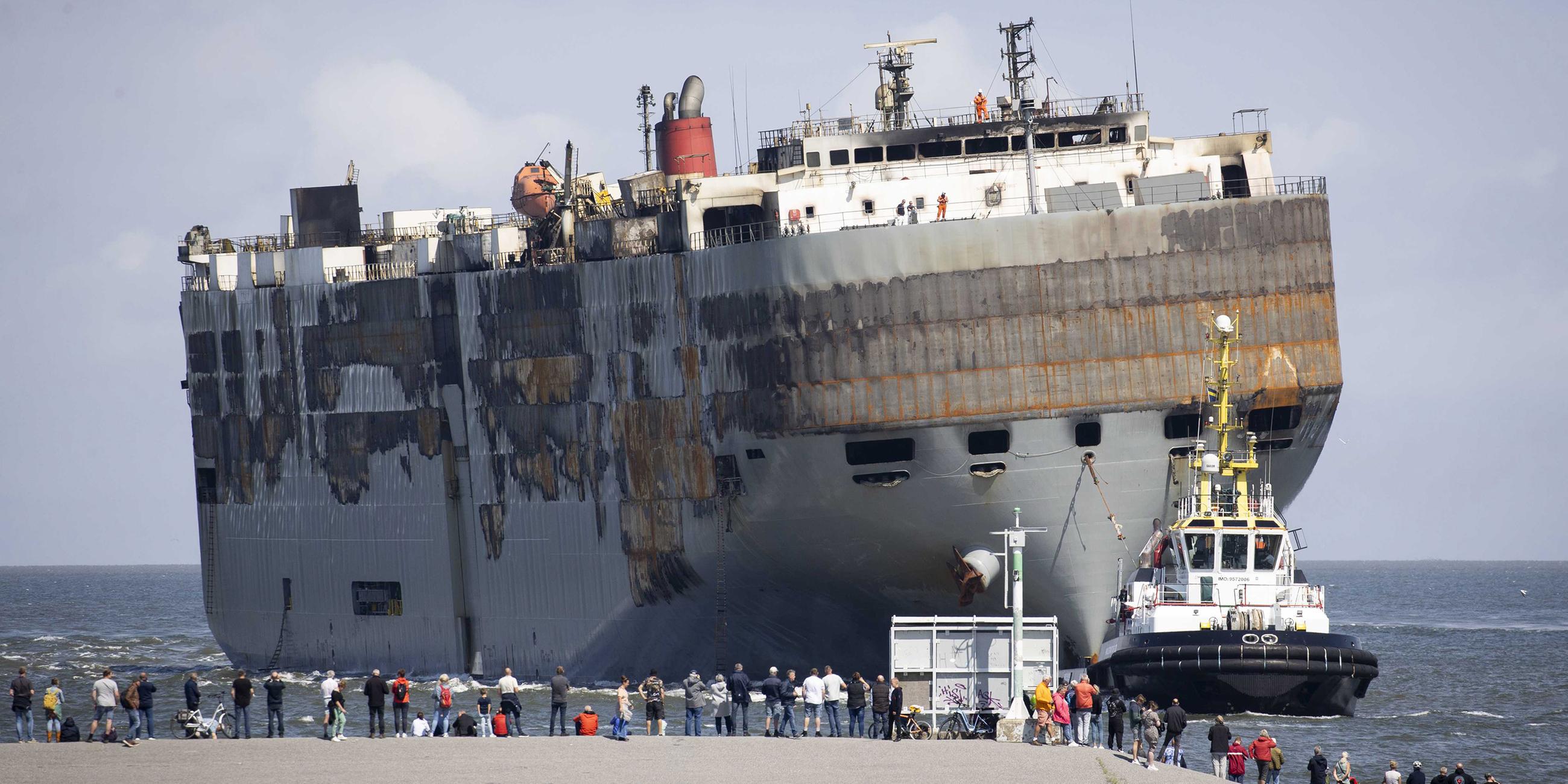 Havarierter Frachter Fremantle Highway in Eemshaven, Niederlande 