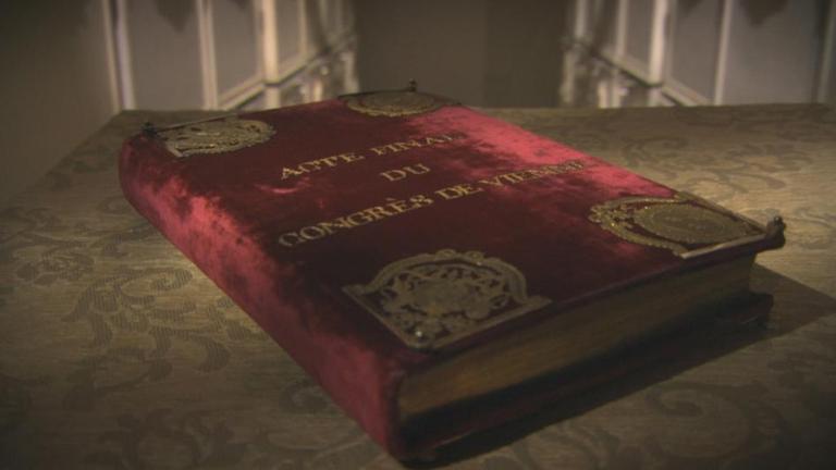 Ein Buch mit der französischen Aufschrift "Acte final du congrès de Vienne"