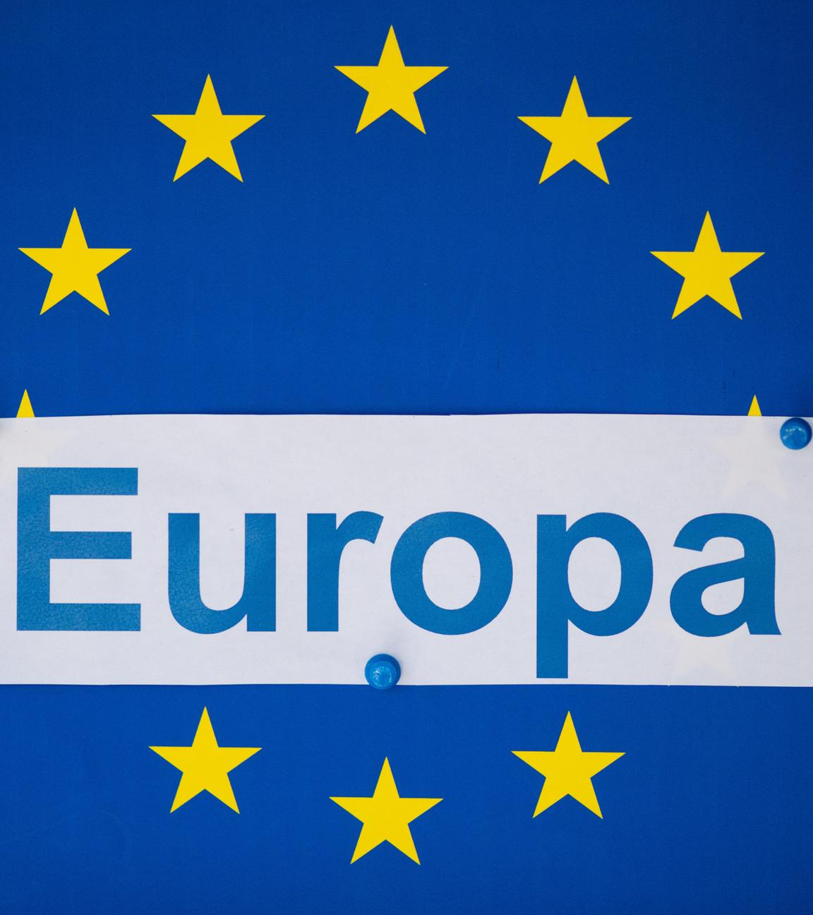 Das EU-Symbol: gelbe Sterne im Kreis auf blauem Grund