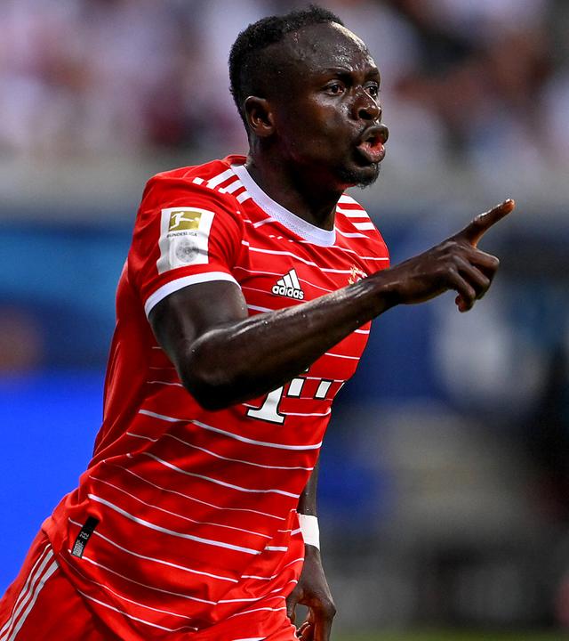Sadio Mane (München) reagiert nach seinem Tor 0:3 gegen Frankfurt am 05.08.2022.