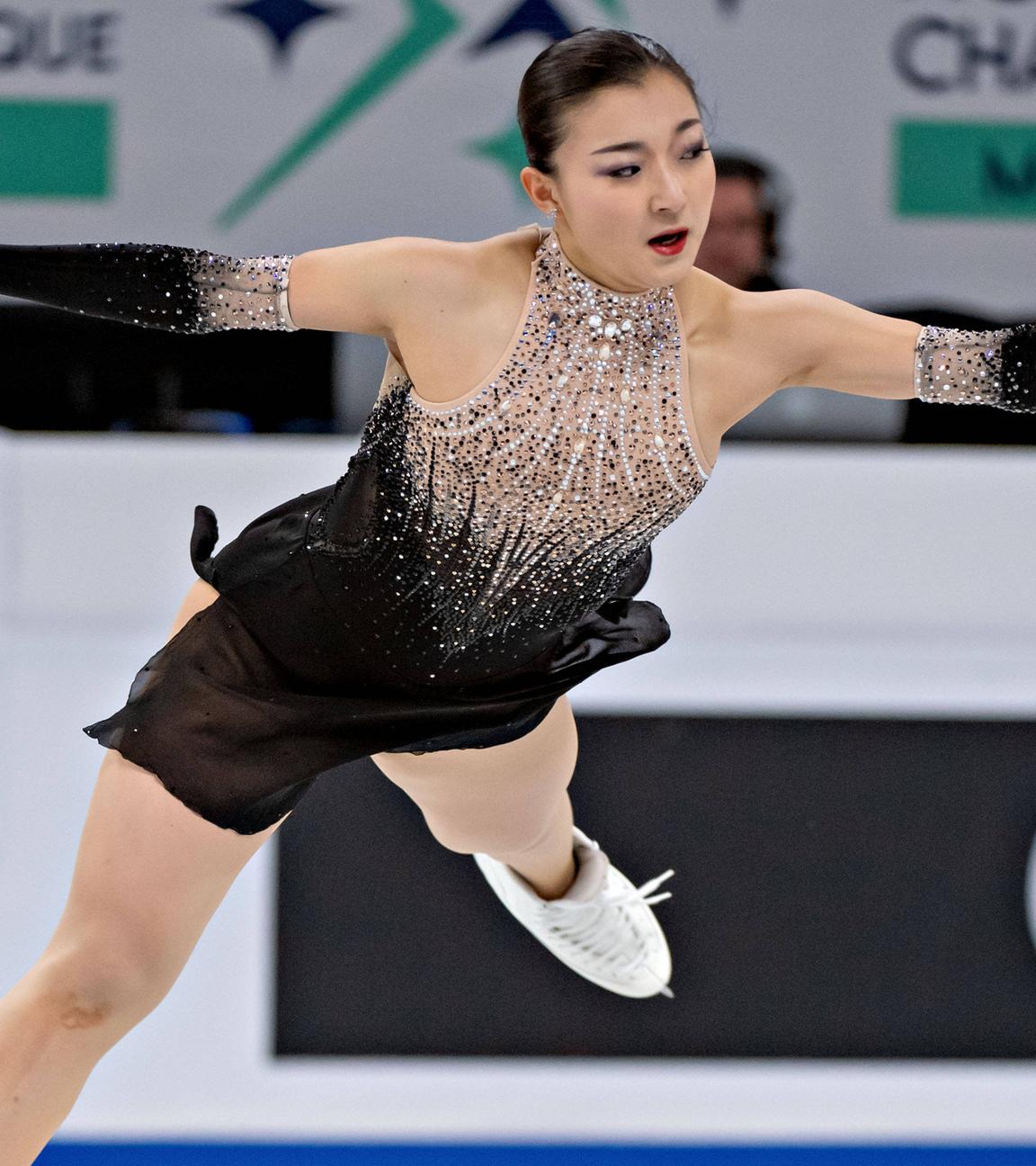 Die japanische Eiskunstläuferin Kaori Sakamoto gewinnt Gold bei der WM 2024