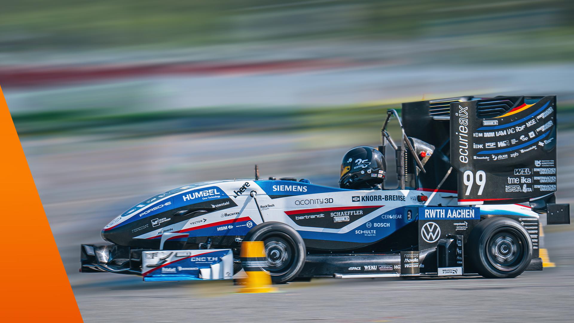 Elektrorennwagen fährt das Ausdauerrennen der FSG – der Formula Student Germany