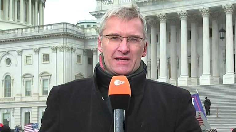 Elmar Theveßen