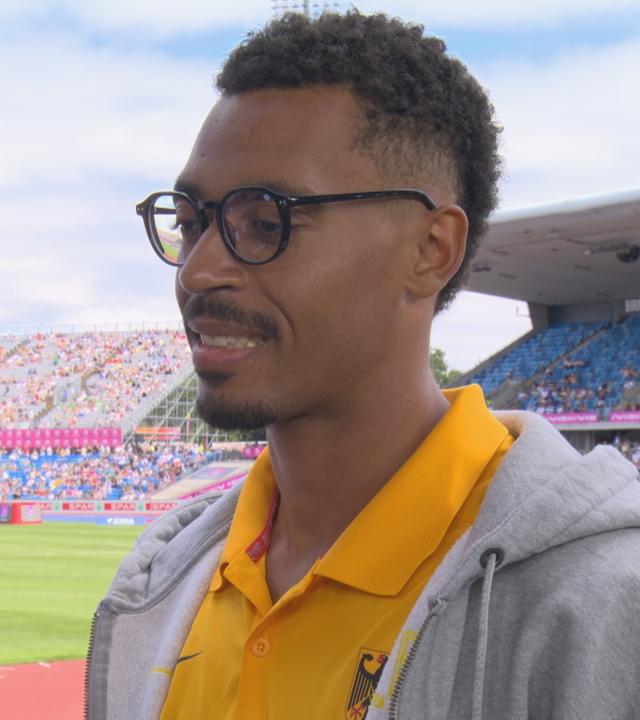 Der deutsche Hürdenläufer Emil Agyekum im ZDF-Interview bei der EM 2026 in Birmingham