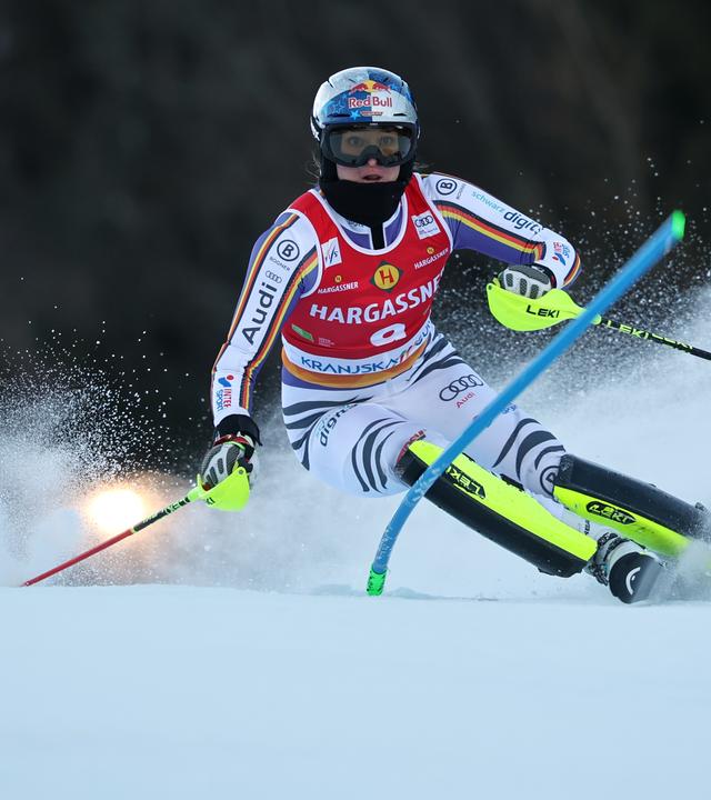 Skirennläuferin Emma Aicher beim Slalom in Kranjska Gora