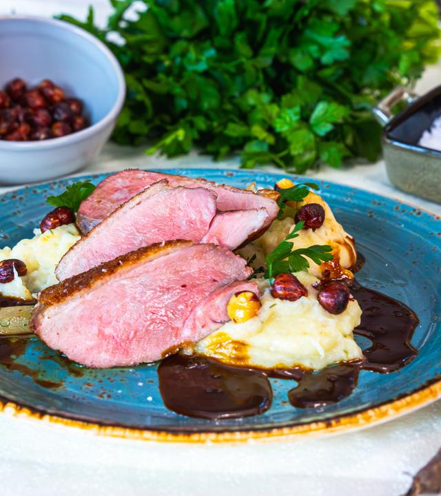 Entenbrust mit Schwarzwurzelpüree