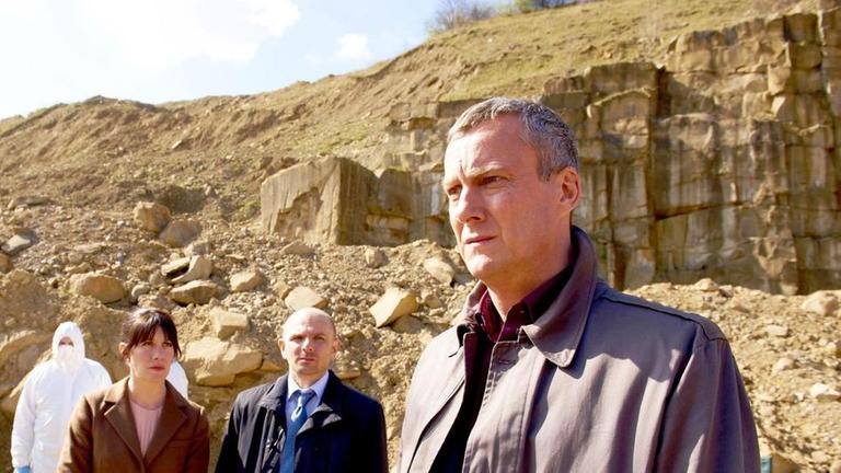 DI Helen Morton (CAROLINE CATZ), DS Ken Blackstone (JACK DEAM) und DCI Alan Banks (STEPHEN TOMPKINSON).