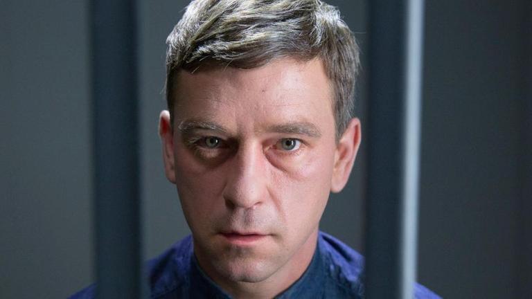 Das "Monster" Uwe Lehmann (Peter Schneider) tut alles, um seinen Sohn noch einmal zu sehen, bevor er stirbt.