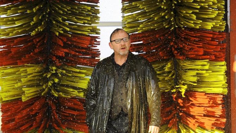 Ludwig (Alexander Held) ermittelt auf seine eigene Art und Weise.