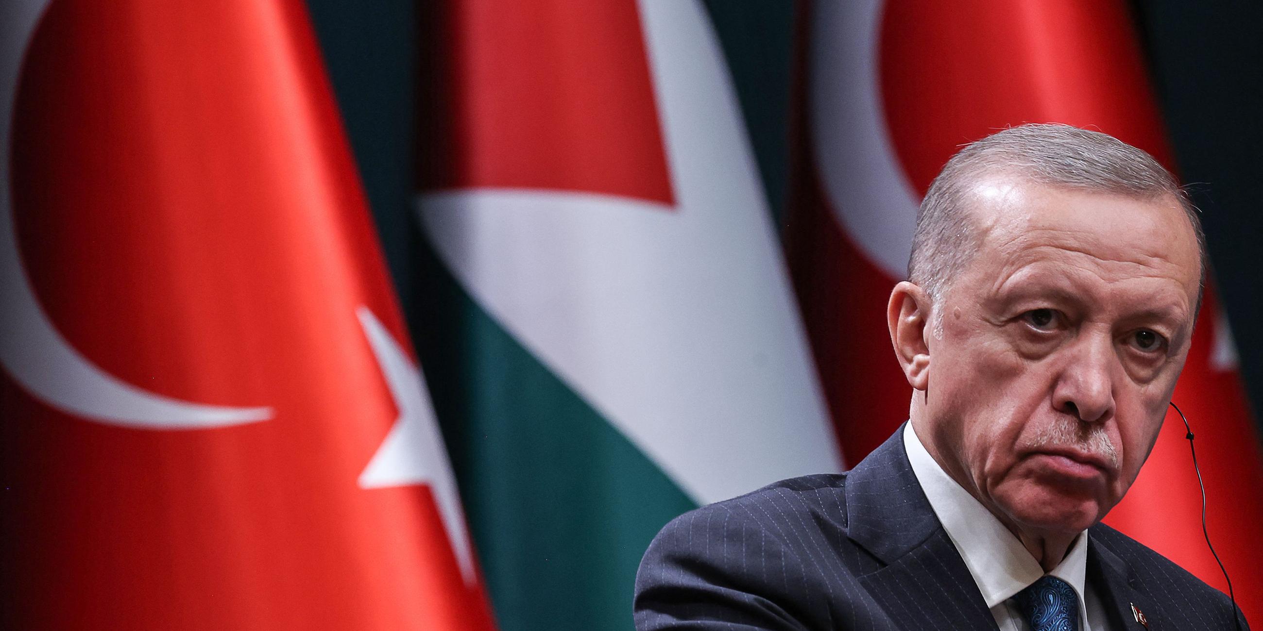 Der türkische Präsident Recep Tayyip Erdogan bei einer Pressekonferenz.