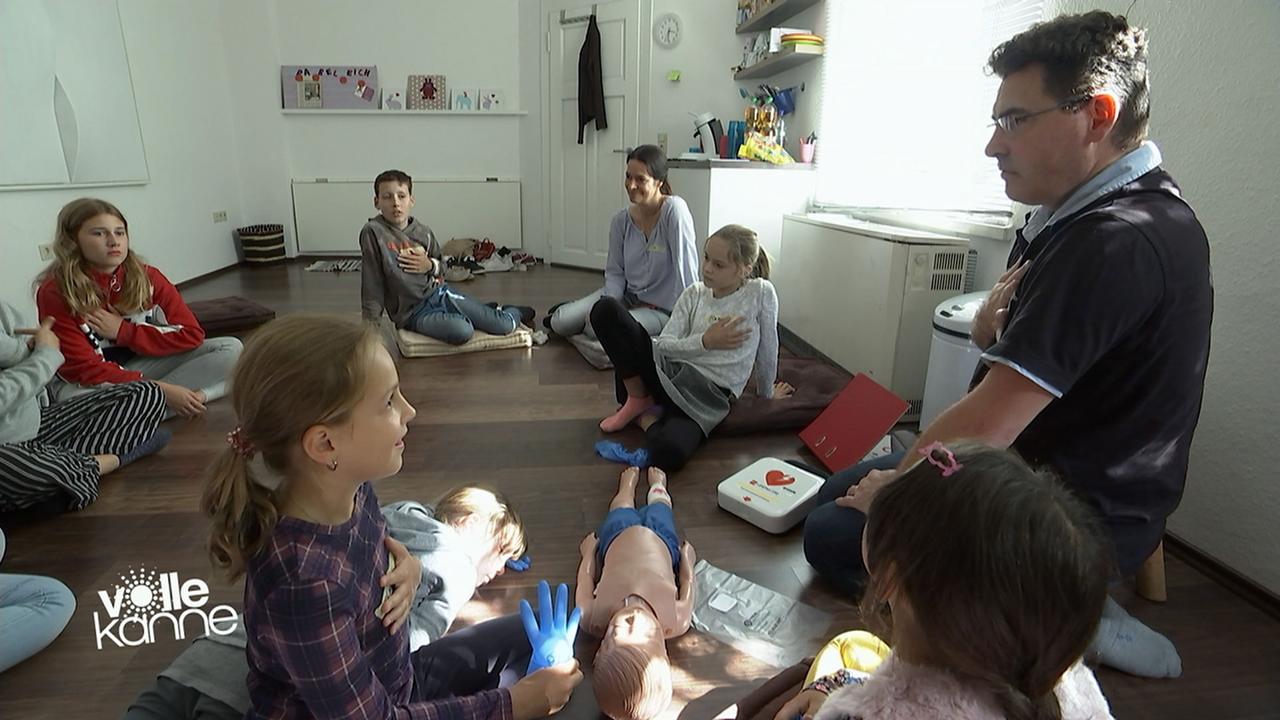 Erste Hilfe Kurs für Kinder - ZDFmediathek