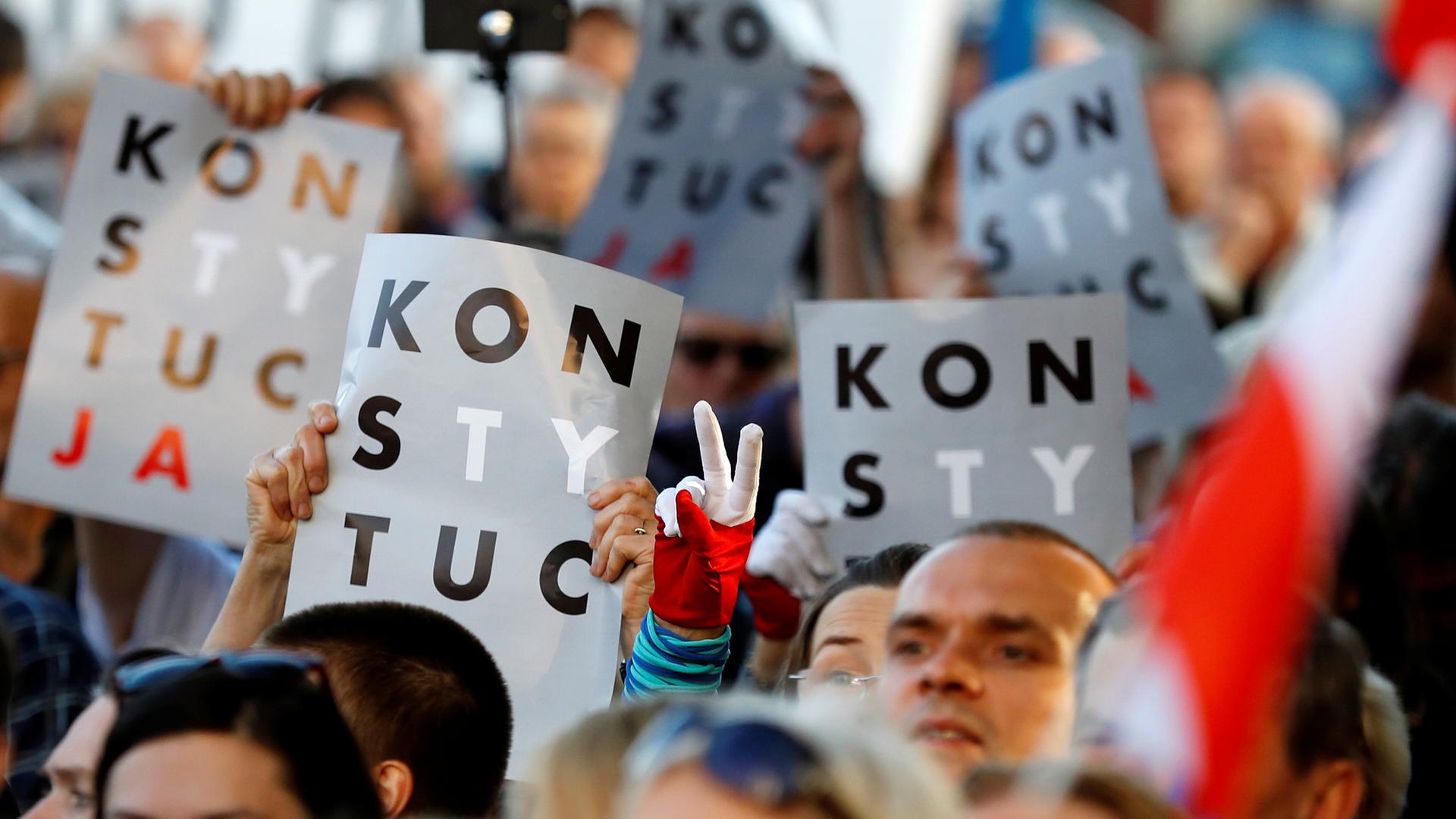 EU droht Polen wegen Justizreform