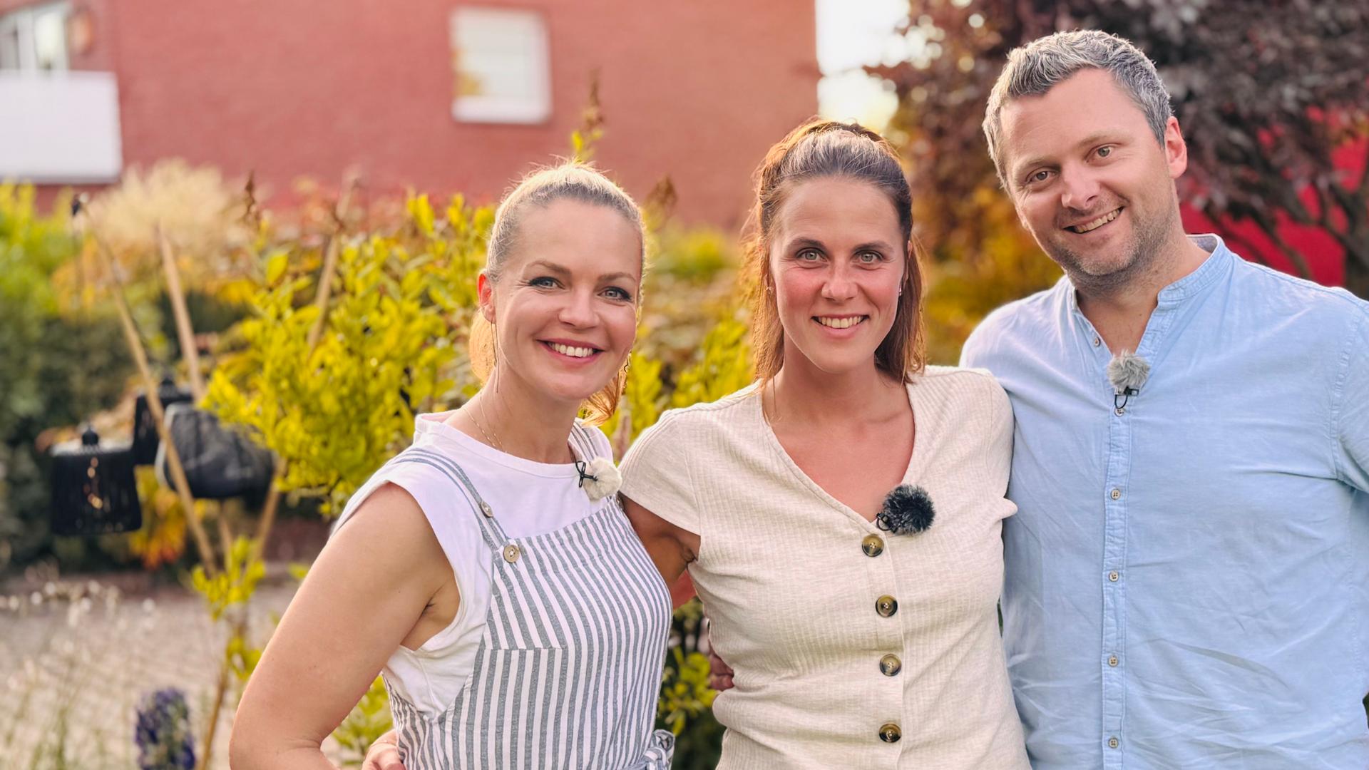 Eva Brenner mit Isabel und Thomas Neumann