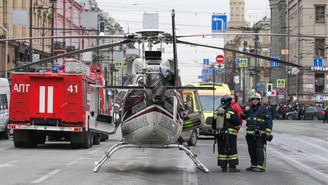Tote bei Explosion in St. Petersburg ZDFheute