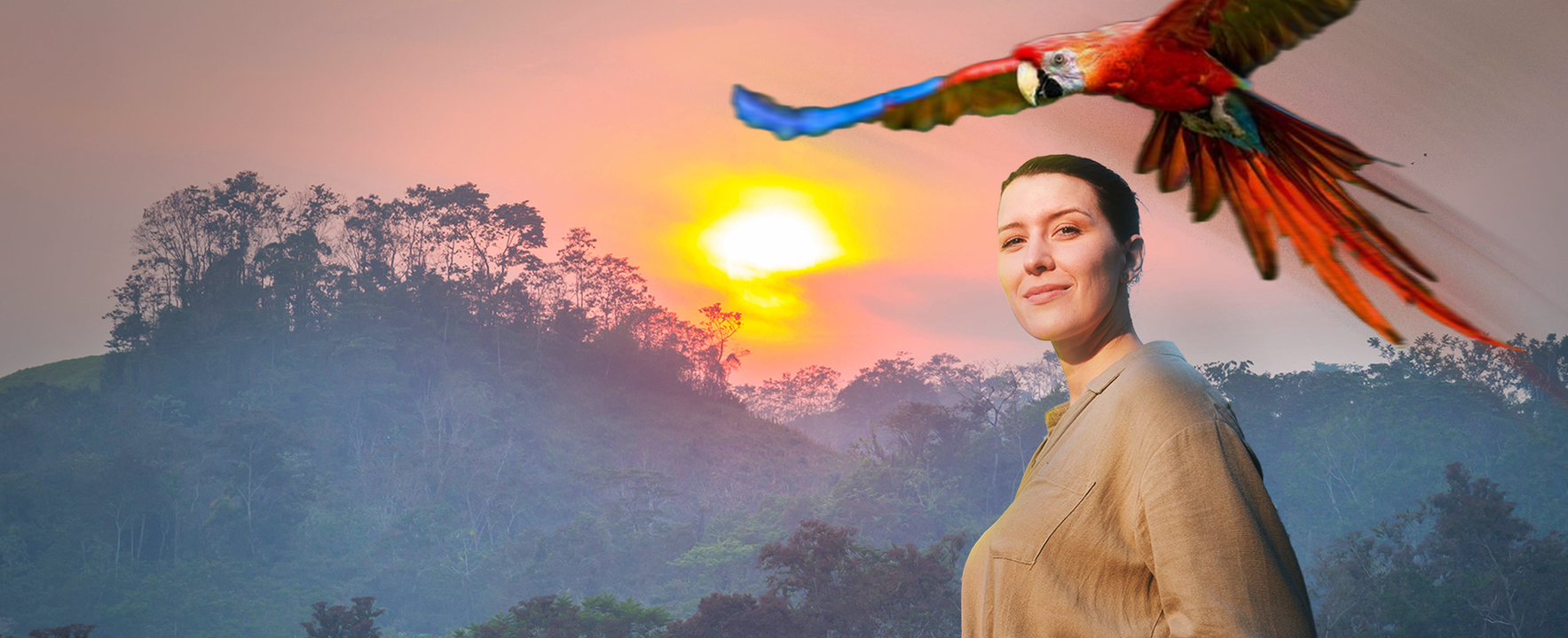 Montage: Hannah Emde vor Dschungel mit Ara