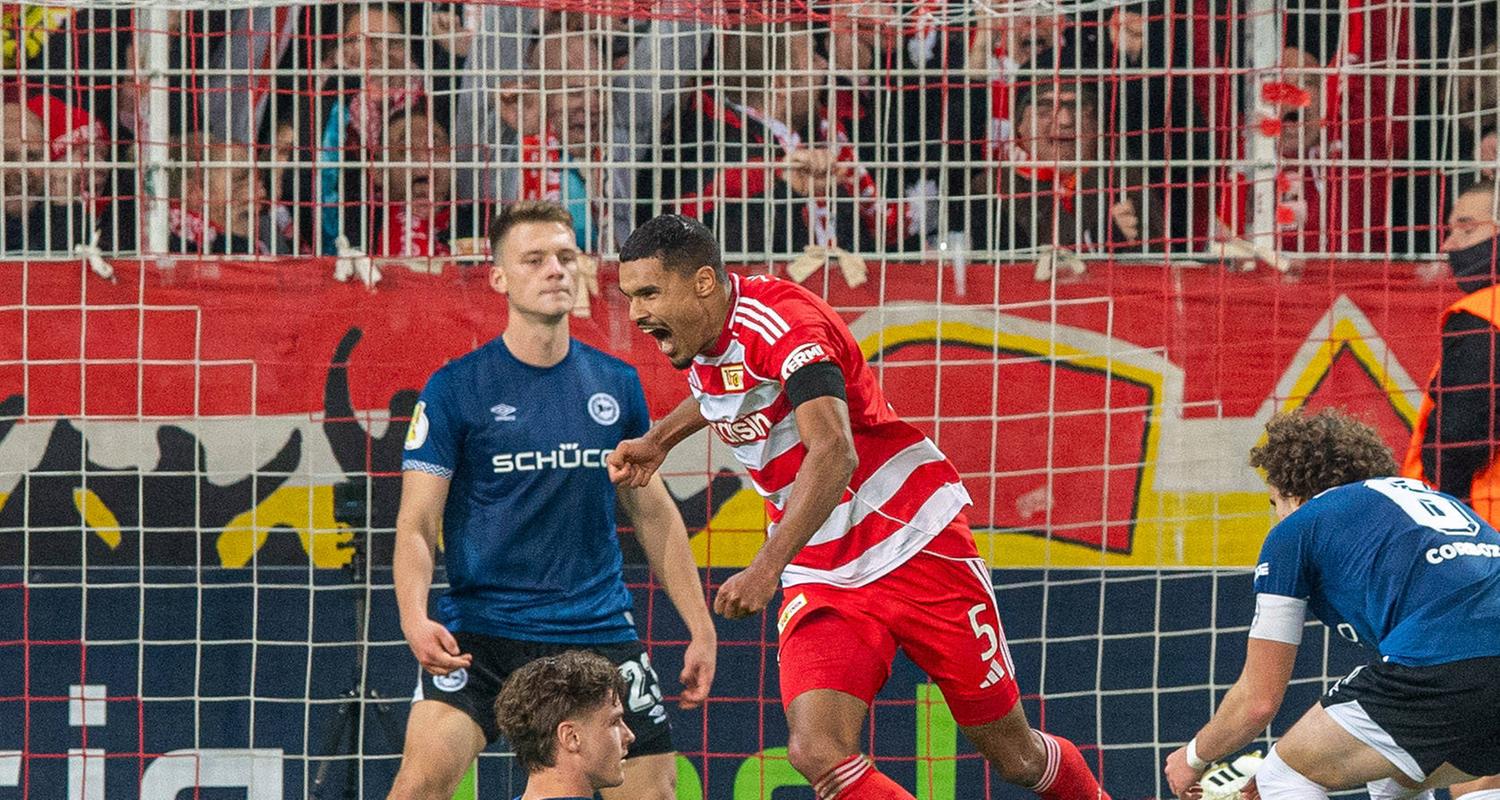 Danilho Doekhi (1. FC Union Berlin) jubelt. 