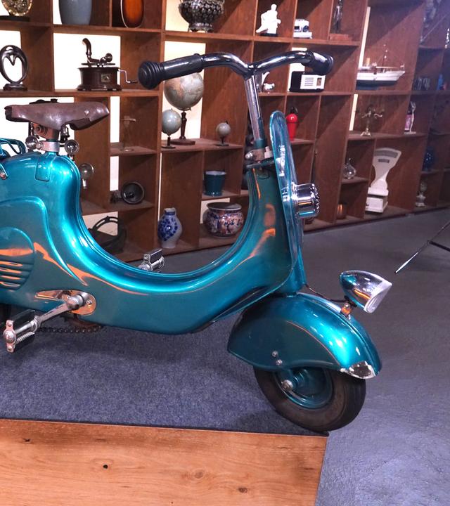 Kinder-Motorroller von "Ferbedo"