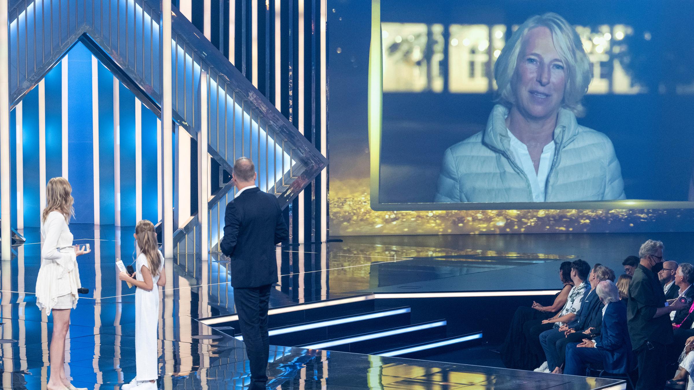 Katrin Eigendorf erhält den "Deutschen Fernsehpreis" für ihre Berichterstattung aus der Ukraine