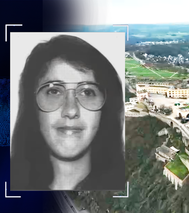 Schwarzweiß Portraitfoto des Opfers Amy Lopez. Im Hintergrund die Festung Ehrenbreitscheid in Koblenz. Links daneben: Lichtschematische Darstellung eines Fingerabdrucks.