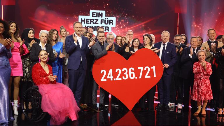 Das große Finale bei "Ein Herz für Kinder"