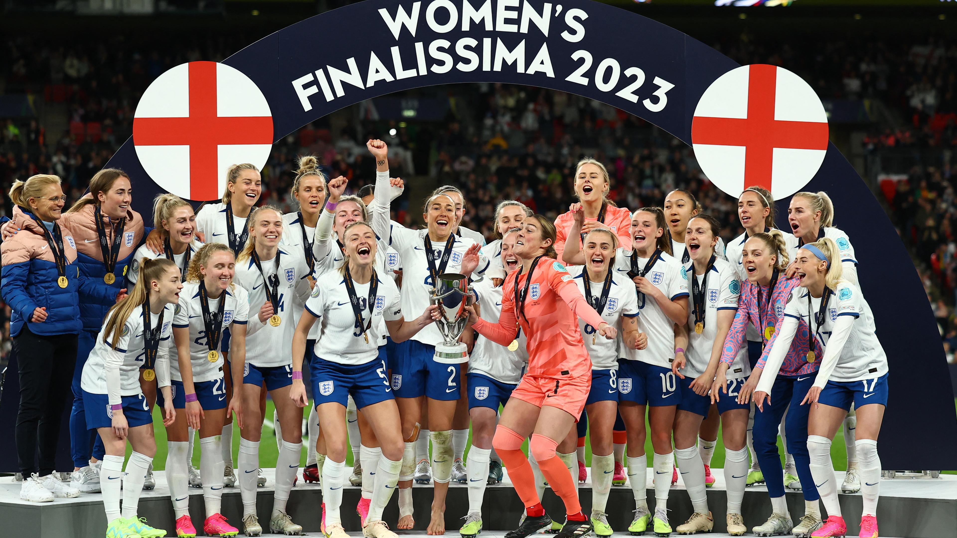 Siegerehrung bei der Finalissima für Englands Fußballfrauen