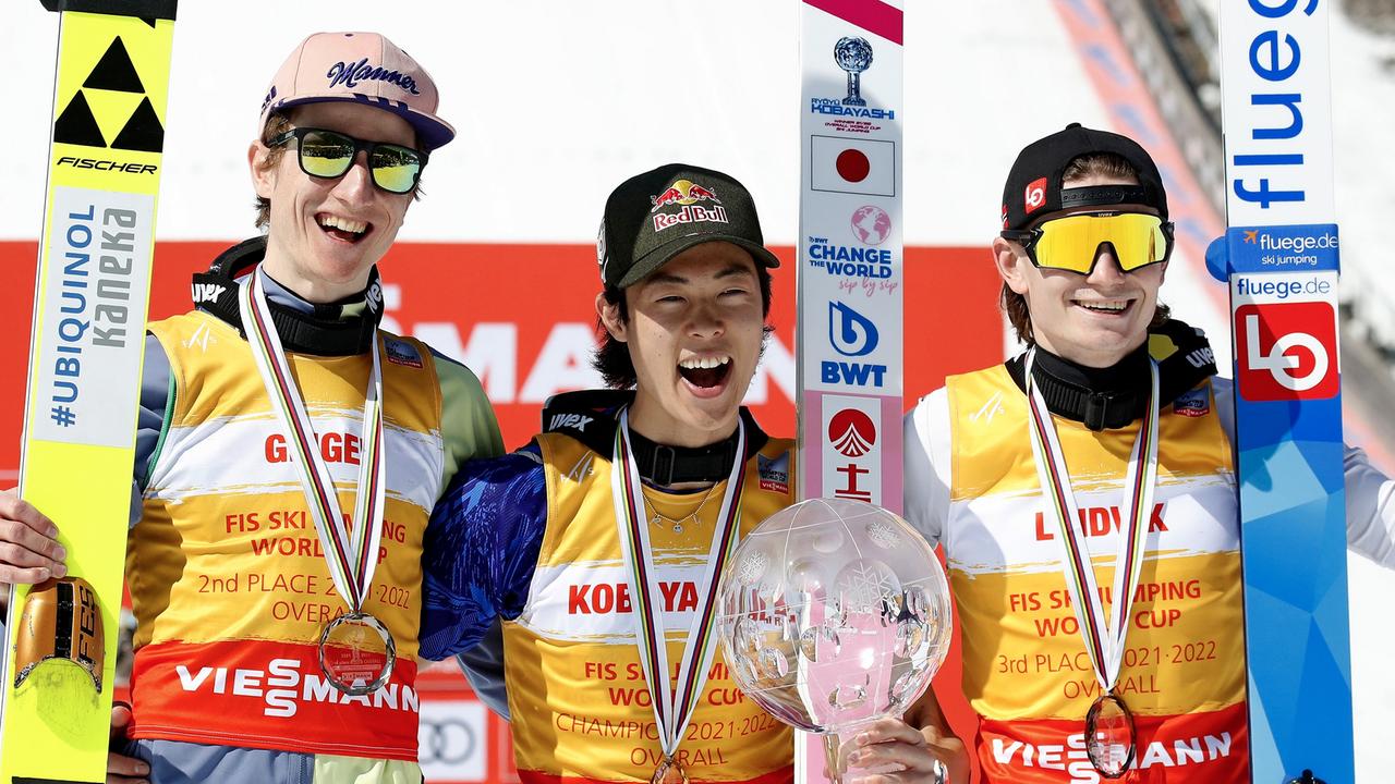 Kobayashi gewinnt Skisprung-Gesamtweltcup