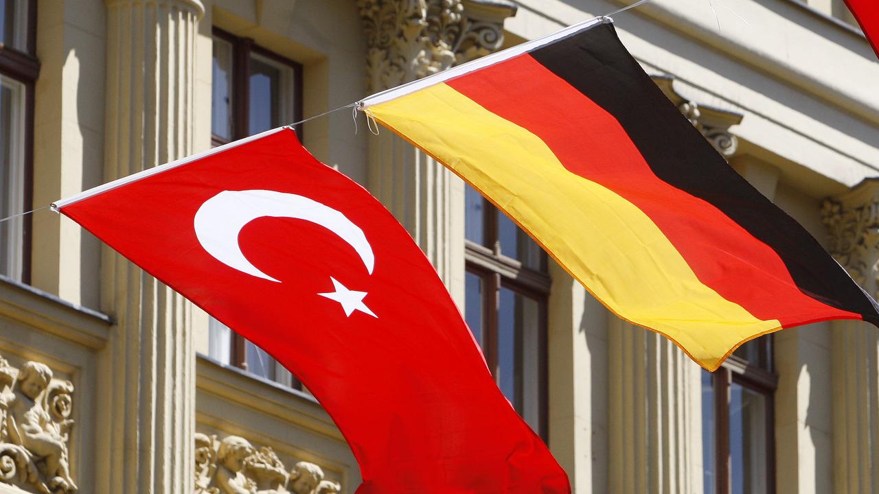 DeutschTürken nach dem Putschversuch ZDFheute