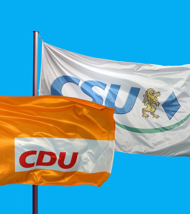Wehende Flaggen von CDU und CSU