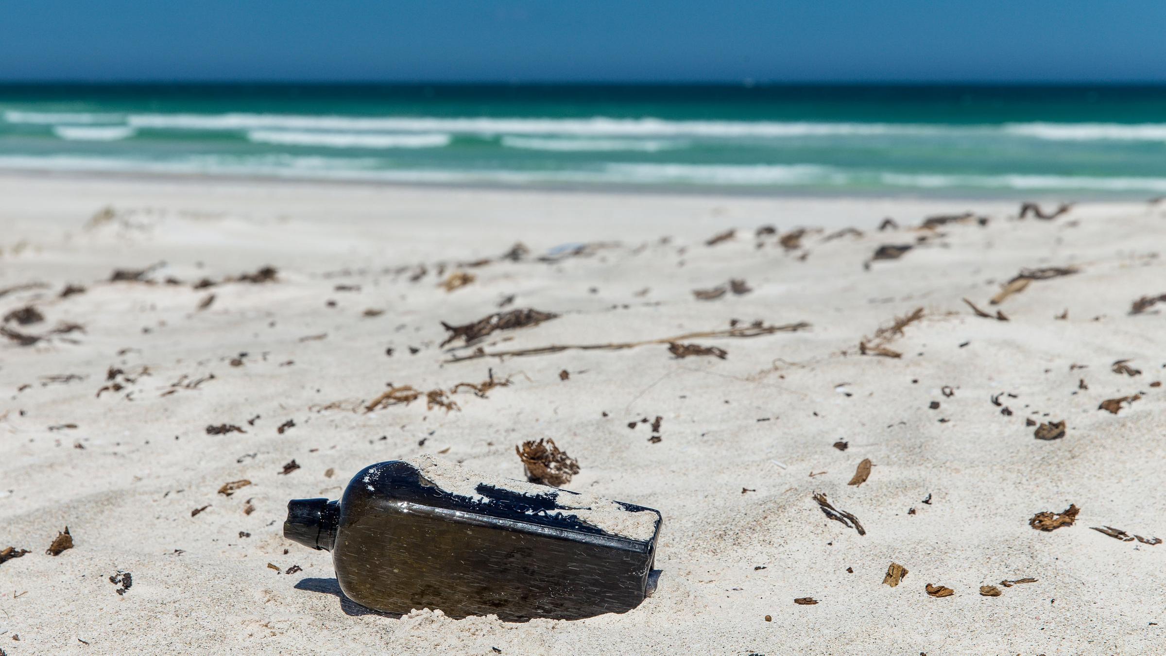 Fund In Australien Flaschenpost Nach 132 Jahren Entdeckt Zdfheute