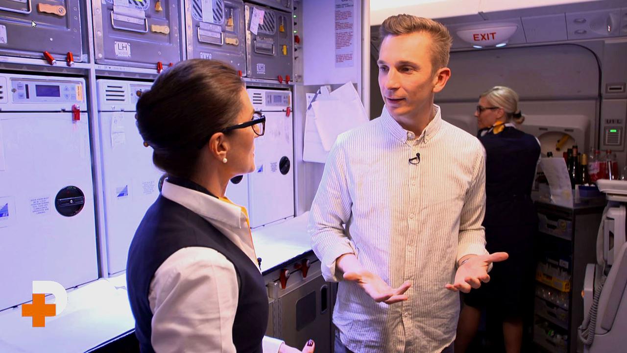 Eric in der Bordküche des A 380