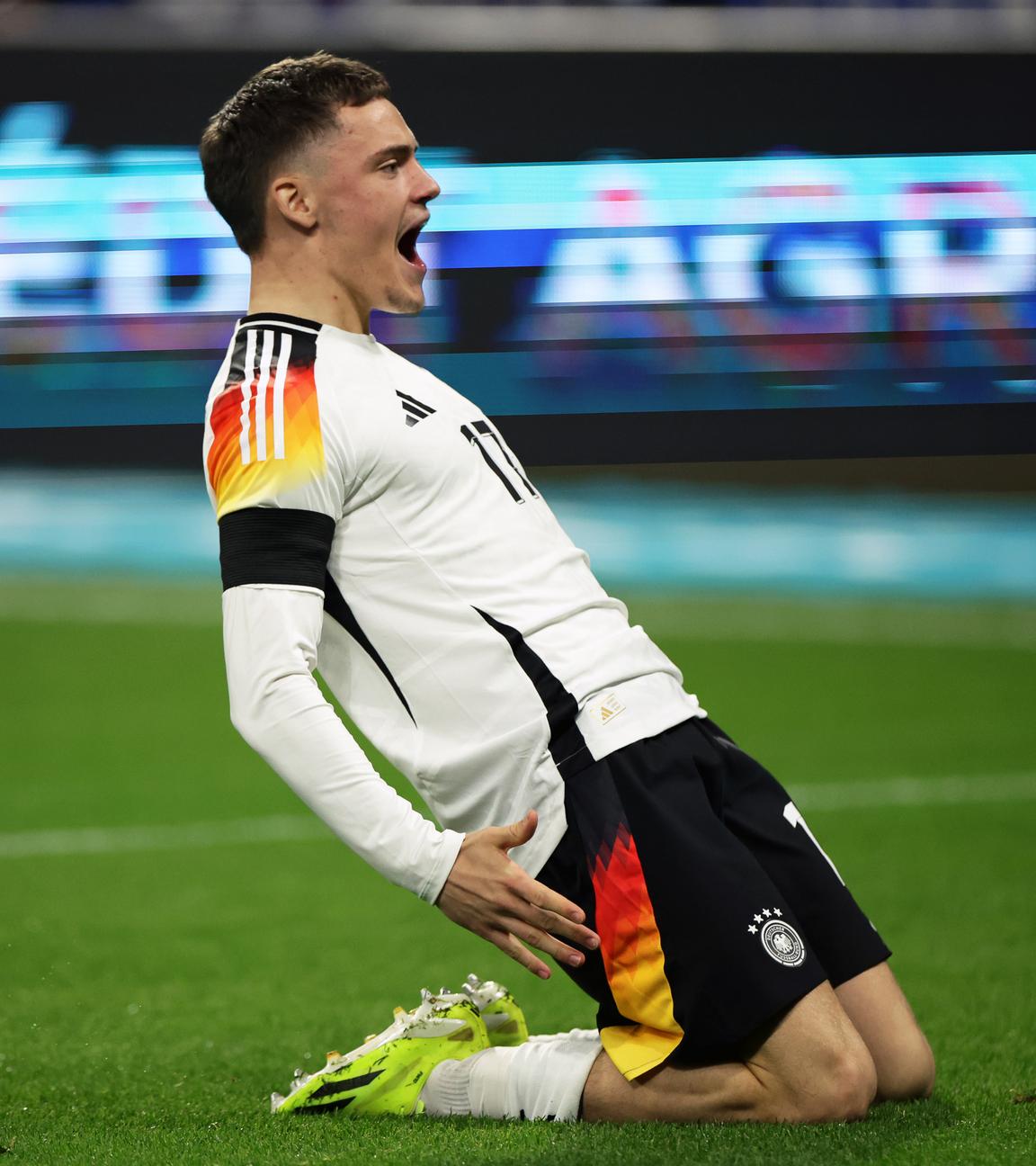 Deutschlands Florian Wirtz jubelt nach seinem Treffer zum 1:0.