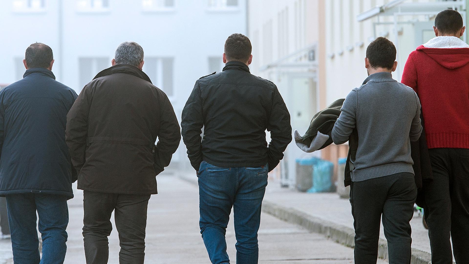 Archiv: Asylbewerber, aufgenommen am 23.11.2016 in Eisenhüttenstadt