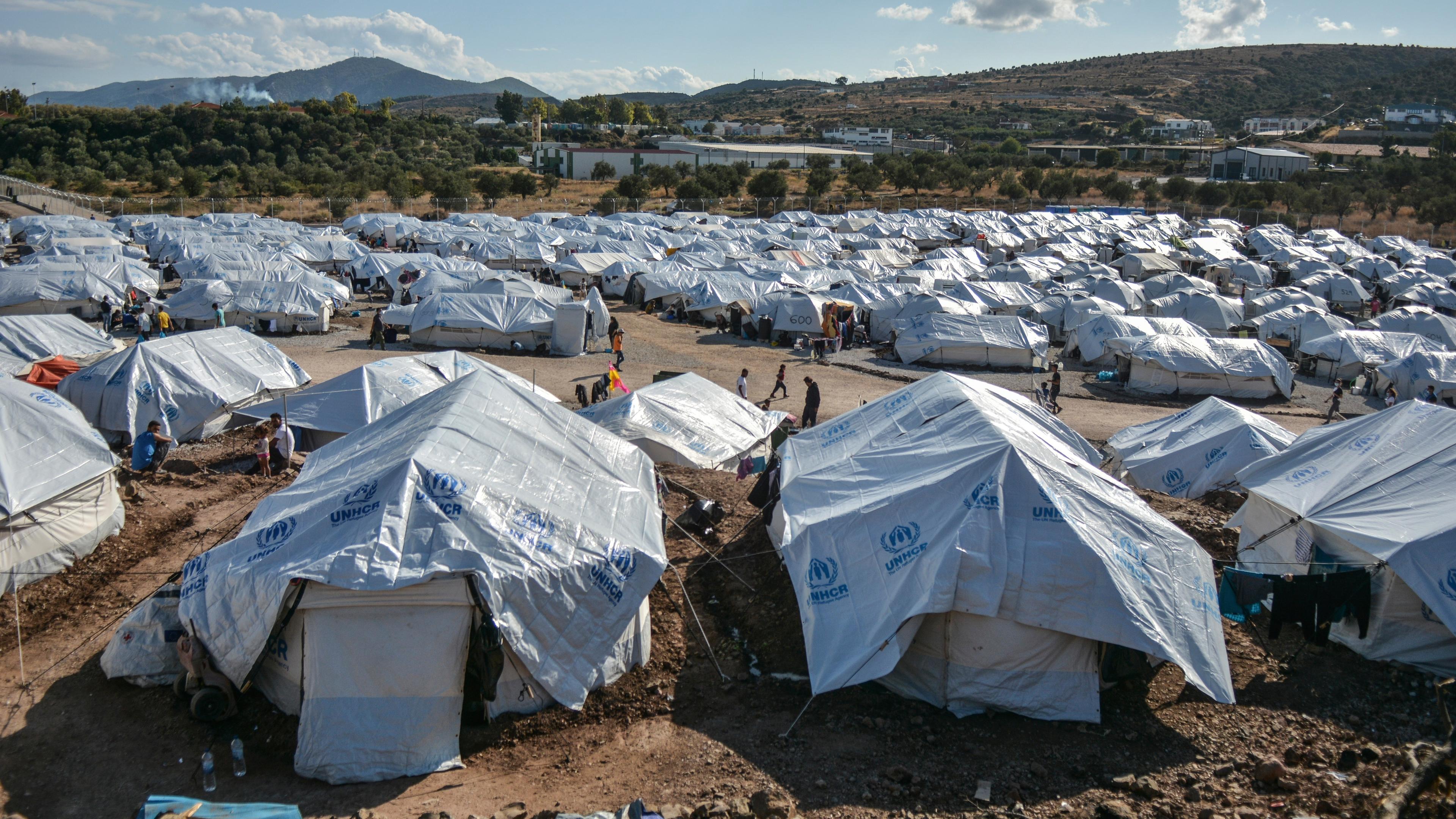 Zelte in einem Flüchtlingslager in Griechenland. 