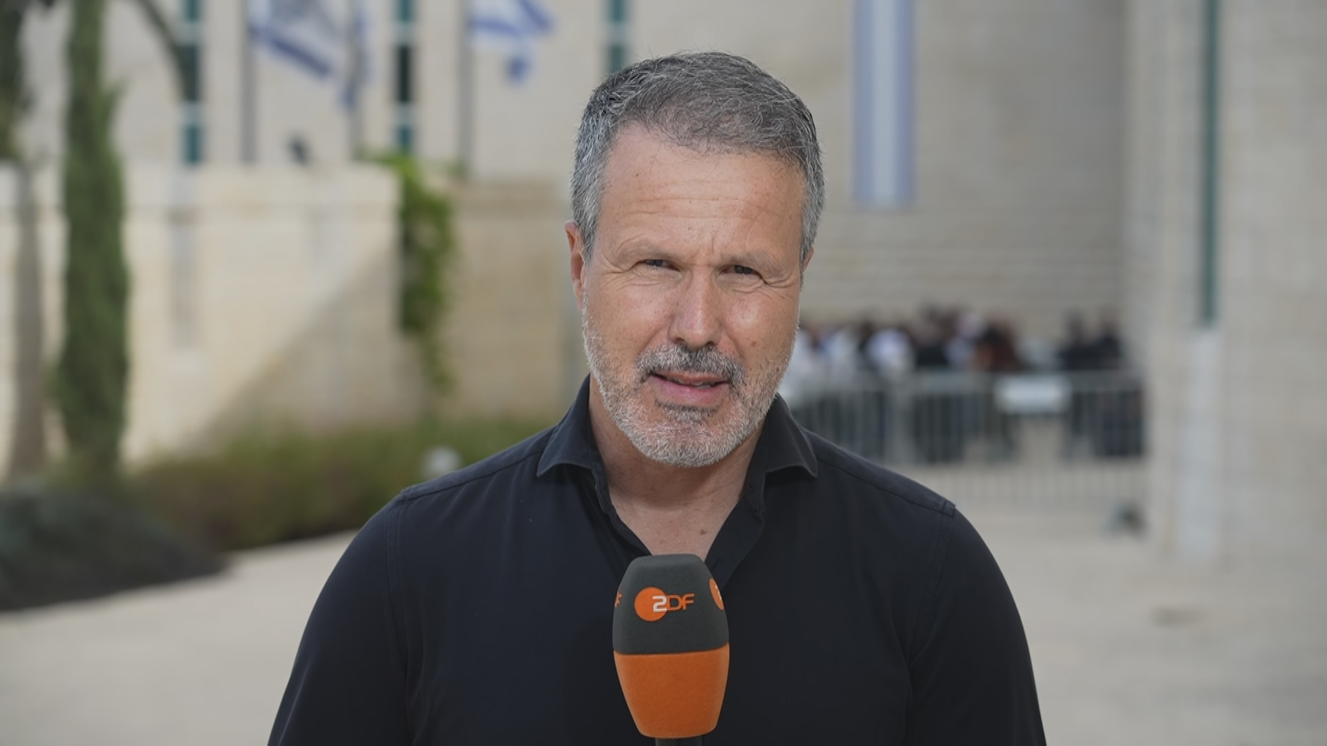 ZDF-Korrespondent Thomas Reichart aus Israel zugeschaltet ins Studio