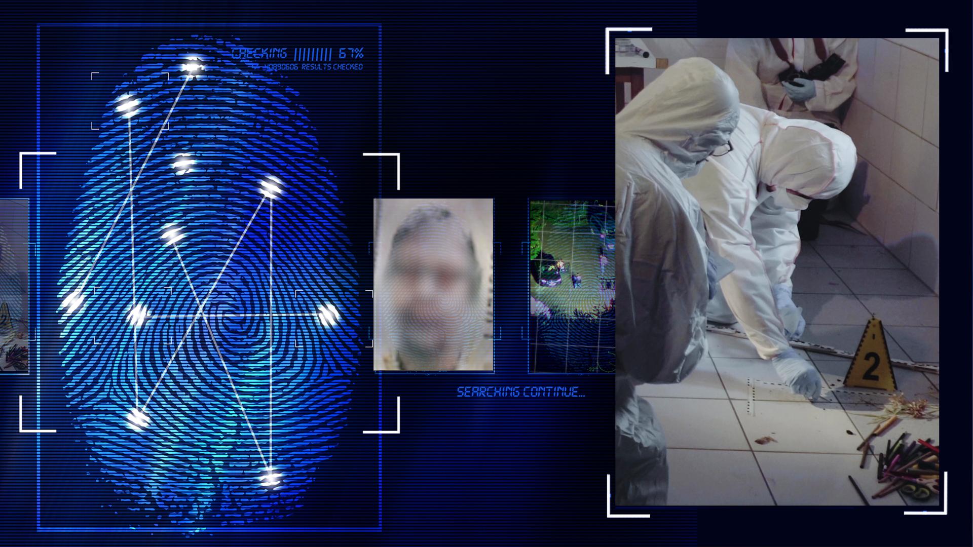 Arbeit der Spurensicherung. Links daneben: Lichtschematische Darstellung eines Fingerabdrucks. Im Hintergrund: Eine Frau (Gesicht unkenntlich). Luftbild aus einem Hubschrauber zeigt ein Gebäude in einem bewaldeten Grundstück.