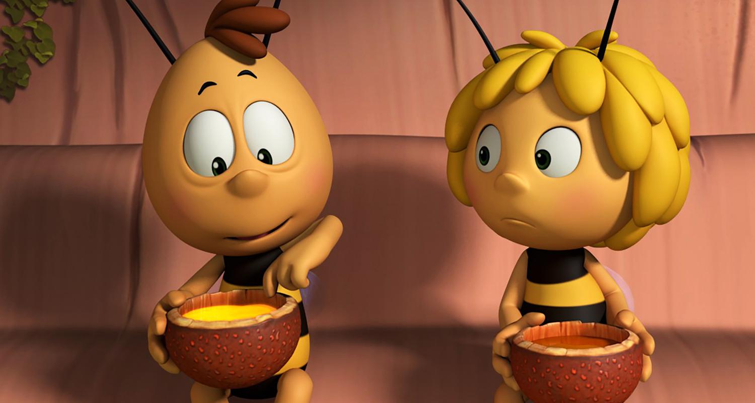 Willi und Maja genießen ihren Honig.