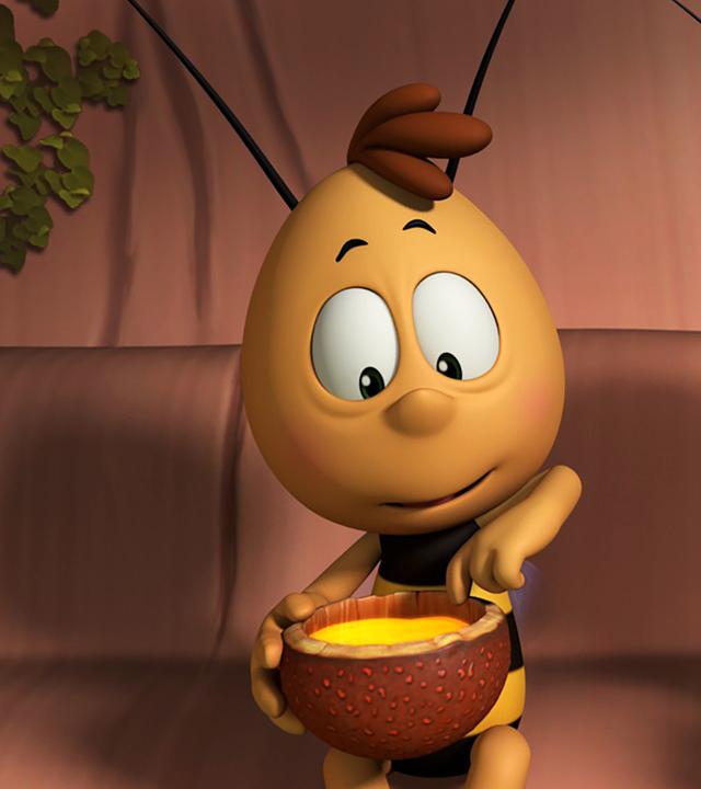 Willi und Maja genießen ihren Honig.