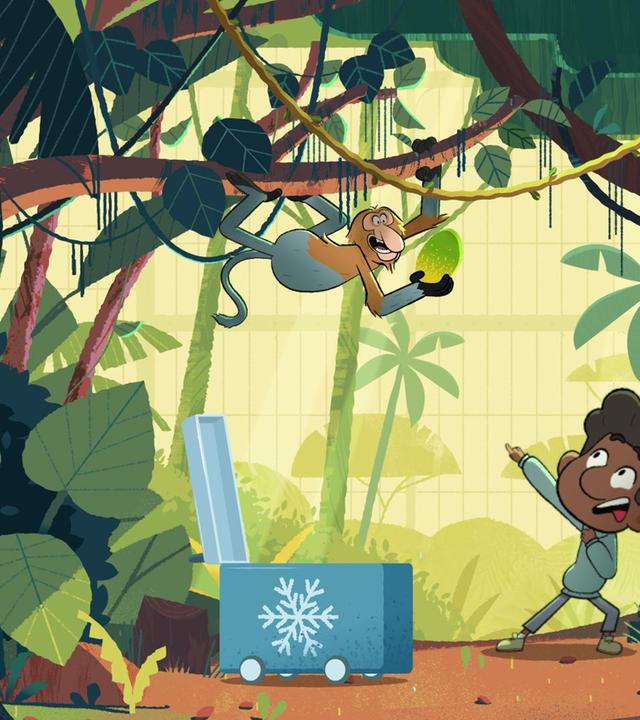 Tommy entdeckt einen Affen im Baum, der aus der blauen Kiste auf dem Boden eine Frucht geklaut hat. Er zeigt mit dem ausgestreckten Arm auf ihn.